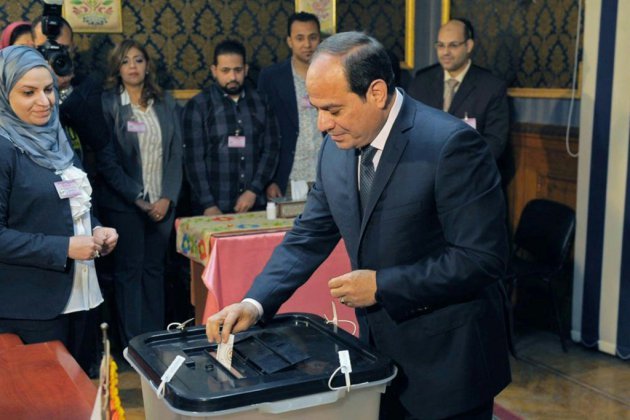 En Egypte, Sissi prête serment en pleine vague d'arrestations