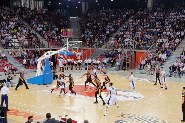 Rouen. Basket : renversé par Fos, le Rouen Métropole Basket ne verra pas la finale