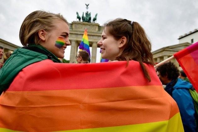 Le conjoint homosexuel d'un Européen a le droit de séjour partout dans l'UE