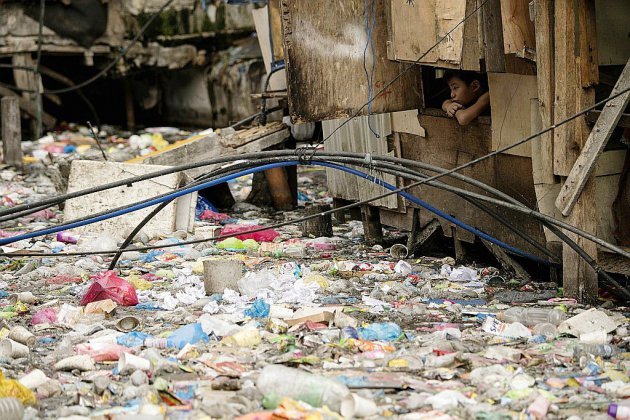 5.000 milliards de sacs par an: le monde malade de sa consommation de plastique