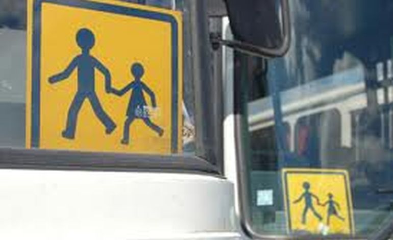 Suppressions d'arrêts de bus scolaire dans la Manche : la polémque enfle