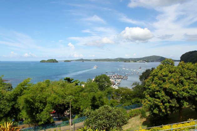 Avec plus de 1.400 séismes en un mois, la population de Mayotte vit dans l'angoisse