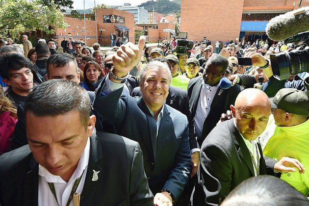 Présidentielle en Colombie: duel droite/gauche, la paix en toile de fond