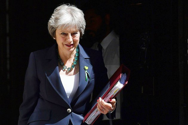 Brexit: semaine cruciale pour Theresa May
