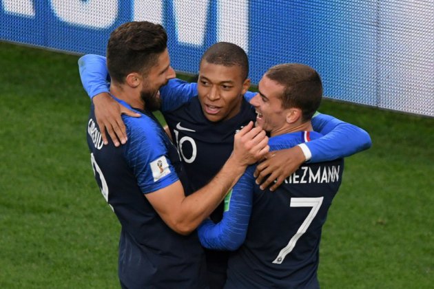 Mondial-2018: la France en tête à la pause grâce à Mbappé