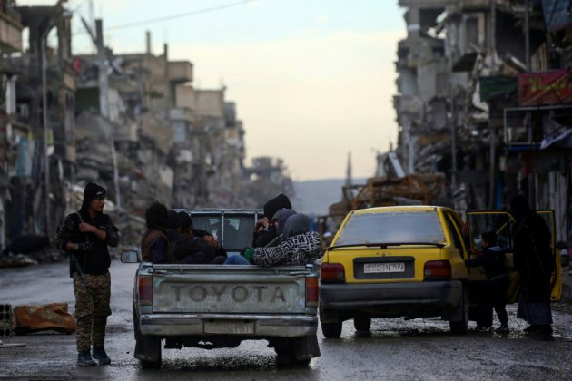 Syrie: couvre-feu à Raqa contre l'EI et le mécontentement populaire