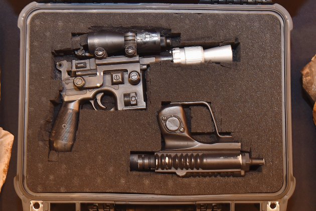 Hors Normandie. "Star Wars": un pistolet de Han Solo adjugé 550.000 dollars