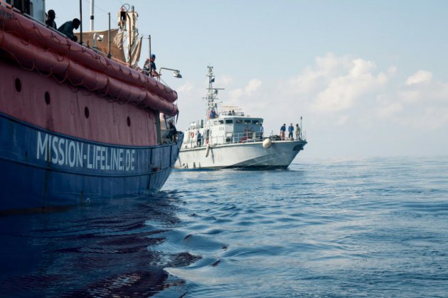 Migrants: le Lifeline pourra accoster à Malte, annonce Conte