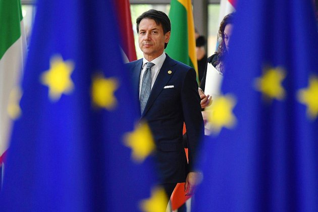 Migrations: l'Italie bloque un sommet européen pour obtenir des "actes"