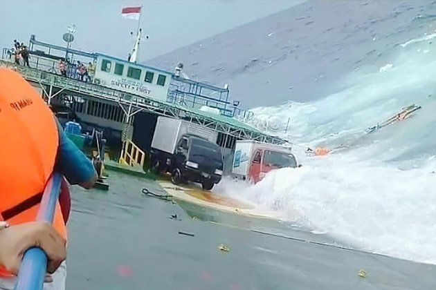 Naufrage d'un ferry en Indonésie: le bilan monte à 29 morts