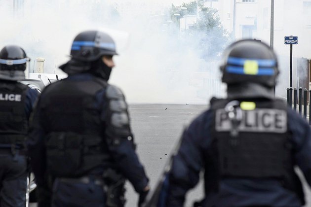 Jeune tué à Nantes: le policier auteur du tir placé en garde à vue