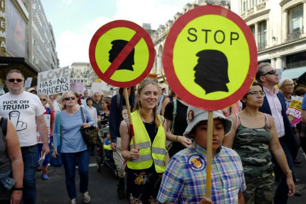 "Stop Trump": des dizaines de milliers de personnes défilent à Londres