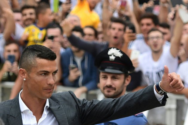 Juventus: les supporters acclament Ronaldo et attendent la Ligue des champions