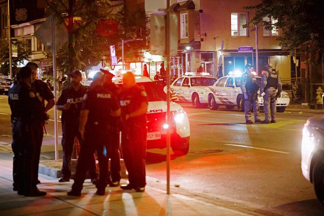 Fusillade à Toronto: deux tuées et 13 blessés, le tireur est mort