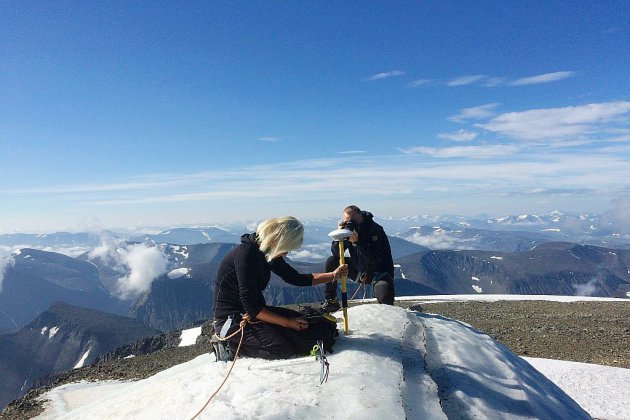 Climat: la fonte du plus haut sommet suédois inquiète les scientifiques