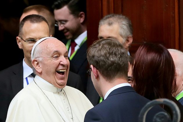 Le pape a rencontré samedi huit victimes irlandaises d'abus
