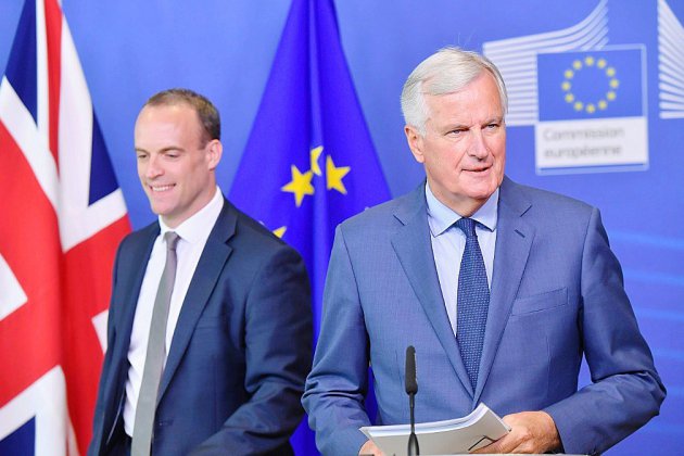 Brexit: Barnier réclame en "urgence" des détails sur l'Irlande