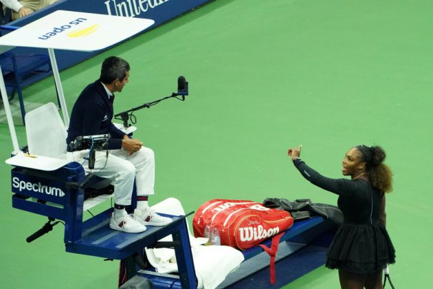 US Open: Serena à l'amende, le règlement appliqué au pied de la lettre