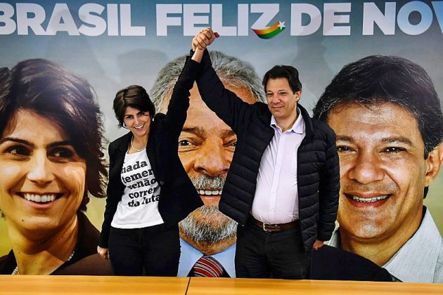 Brésil: Lula abandonne la course présidentielle et adoube son remplaçant