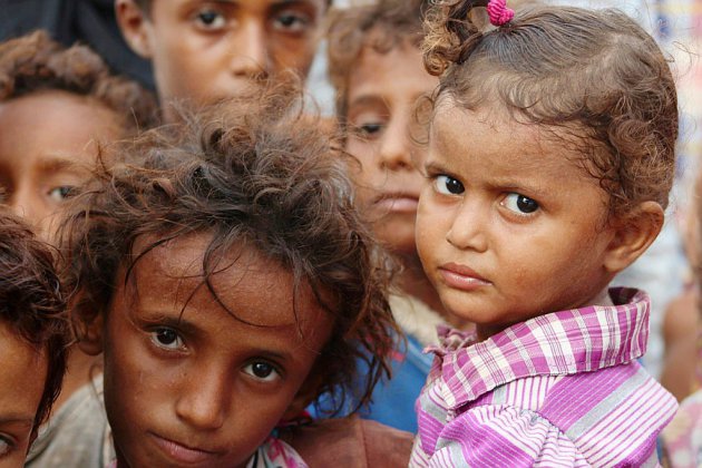 Plus de cinq millions d'enfants menacés de famine au Yémen en guerre