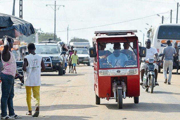 Côte d'Ivoire: des voiturettes solaires pour remplacer les taxis-brousse