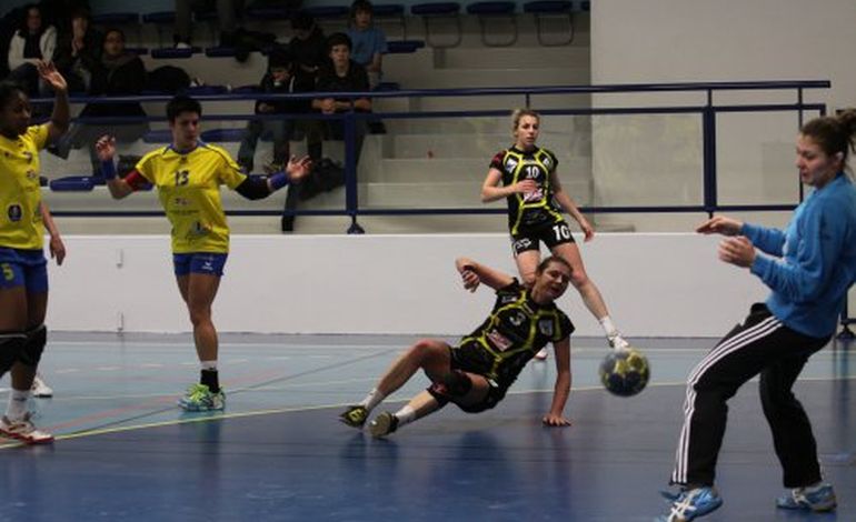 Handball (N1F) : Colombelles n'a pas existé à La Rochelle