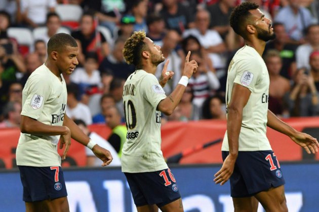 Le Paris SG remporte son 8e match de suite à Nice (3-0), record égalé