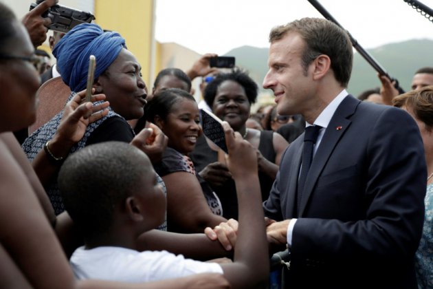 A Saint-Martin, Emmanuel Macron au contact d'une population en colère