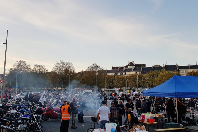 Caen. [PHOTOS] Des centaines de motards en colère réunis à Caen