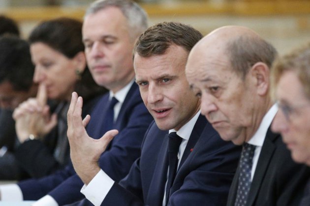 Macron met la pression sur le gouvernement remanié
