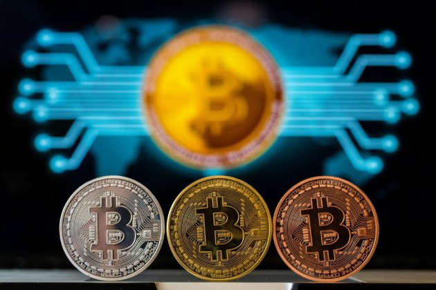 Dixième bougie pour le bitcoin, l'avant-garde des cryptomonnaies