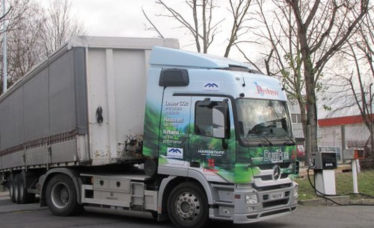 Carentan : les transports Deshayes présentent le camion-gaz