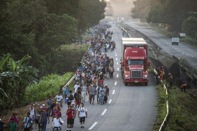 Les migrants honduriens reprennent leur marche vers les Etats-Unis