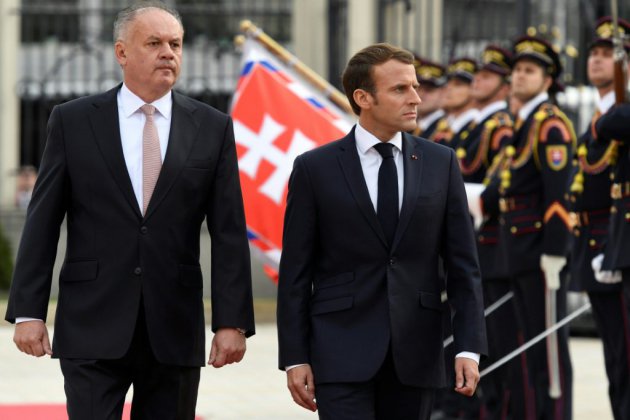 En visite à l'est, Macron lance un avertissement aux pays dérogeant aux principes de l'UE