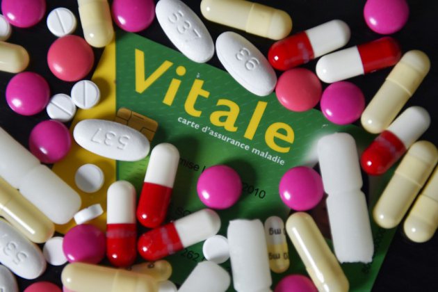 Sécu: l'Assemblée autorise les pharmaciens à prescrire certains médicaments