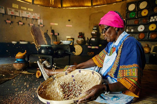 Dans la capitale du Zimbabwe, un village pour sauvegarder les traditions