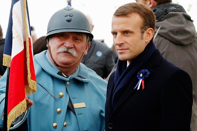 A Verdun, Macron jongle entre mémoire et grogne sur les carburants