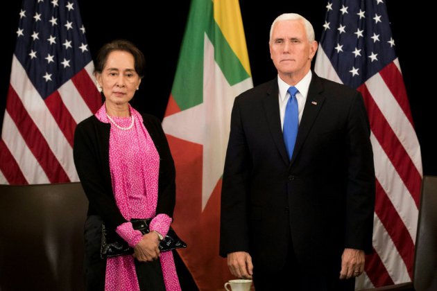 Les violences contre les Rohingyas sont "inexcusables", dit Pence à Aung San Suu Kyi