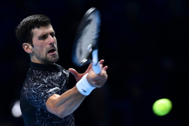 Masters: Djokovic, facile vainqueur de Zverev, premier qualifié