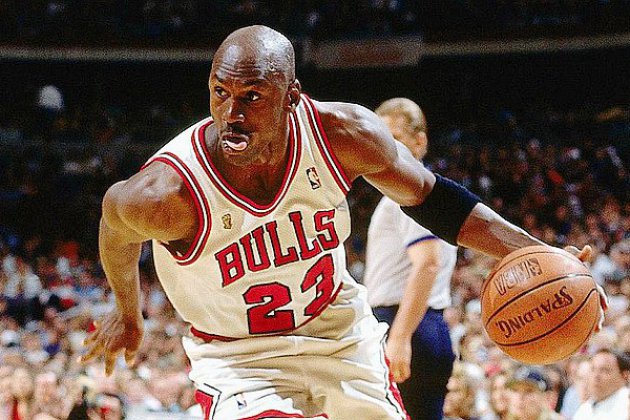 Hors Normandie. Une carte de Michael Jordan vendue au prix record de 95 000$