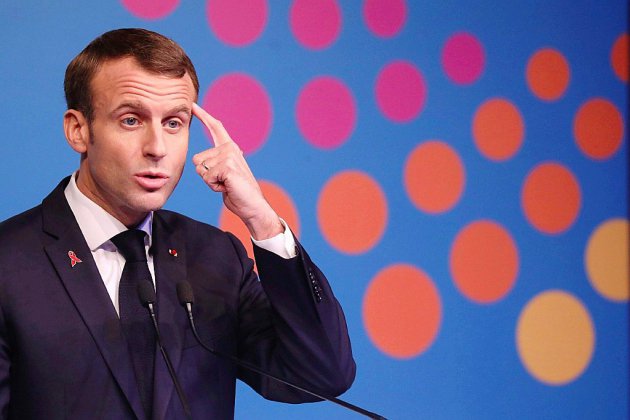 Macron s'évertue à convaincre qu'il entend la colère des "gilets jaunes"