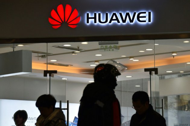 En pleine affaire Huawei, un deuxième Canadien interrogé par la Chine