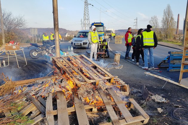 Rouen. Gilets jaunes : mobilisation en légère baisse en Seine-Maritime, Barentin et Tourville déjà évacués