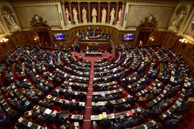 Le projet de loi censé apaiser les "gilets jaunes" reçoit le feu vert du Parlement