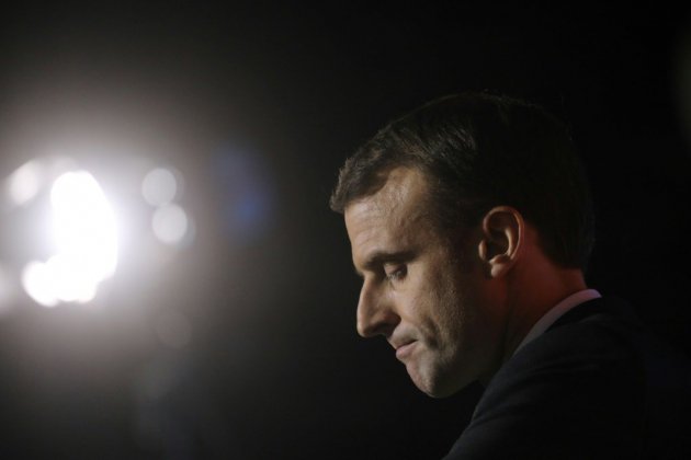 Confiance: Macron baisse encore, Philippe recule nettement
