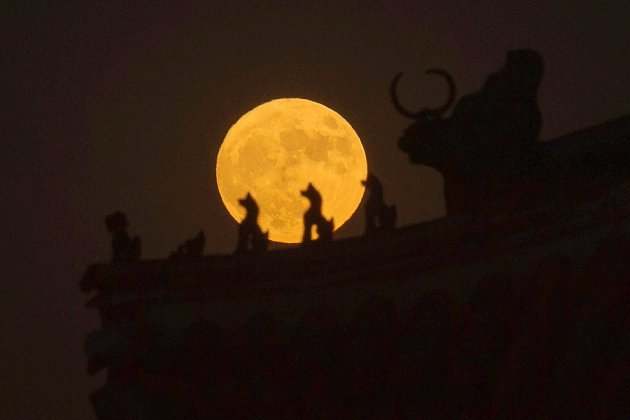 La Chine, premier pays à alunir sur la face cachée de la Lune