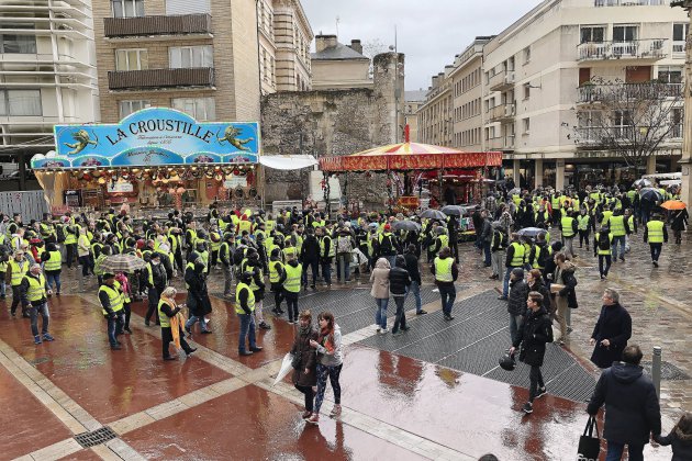 Caen. Rouen : près de 2 000 Gilets jaunes dans les rues, quatre interpellations