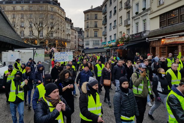 Rouen. 3000 manifestants, 10 blessés... Le bilan de l'acte IX des gilets jaunes en Seine-Maritime