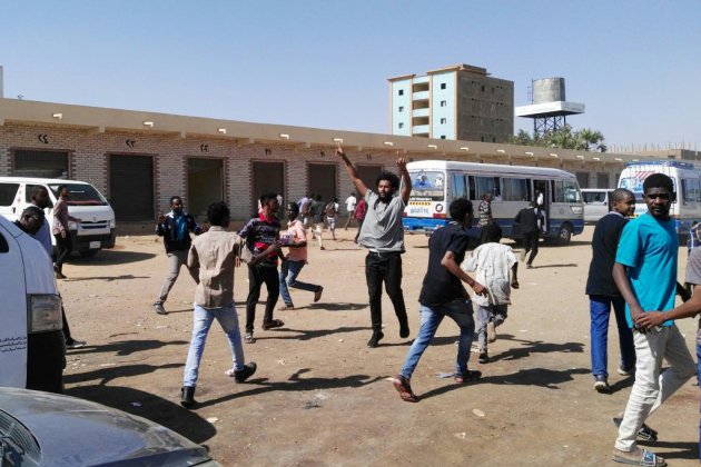 Soudan: tirs de gaz lacrymogènes sur les manifestants à Khartoum et au Darfour