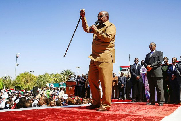 Soudan: Béchir assure que son pouvoir ne cèdera pas à la contestation
